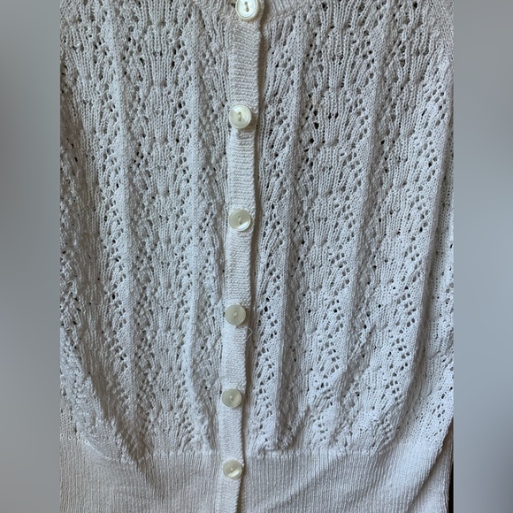 LOFT White button down cardigan. Size M. - Picture 4 of 8
